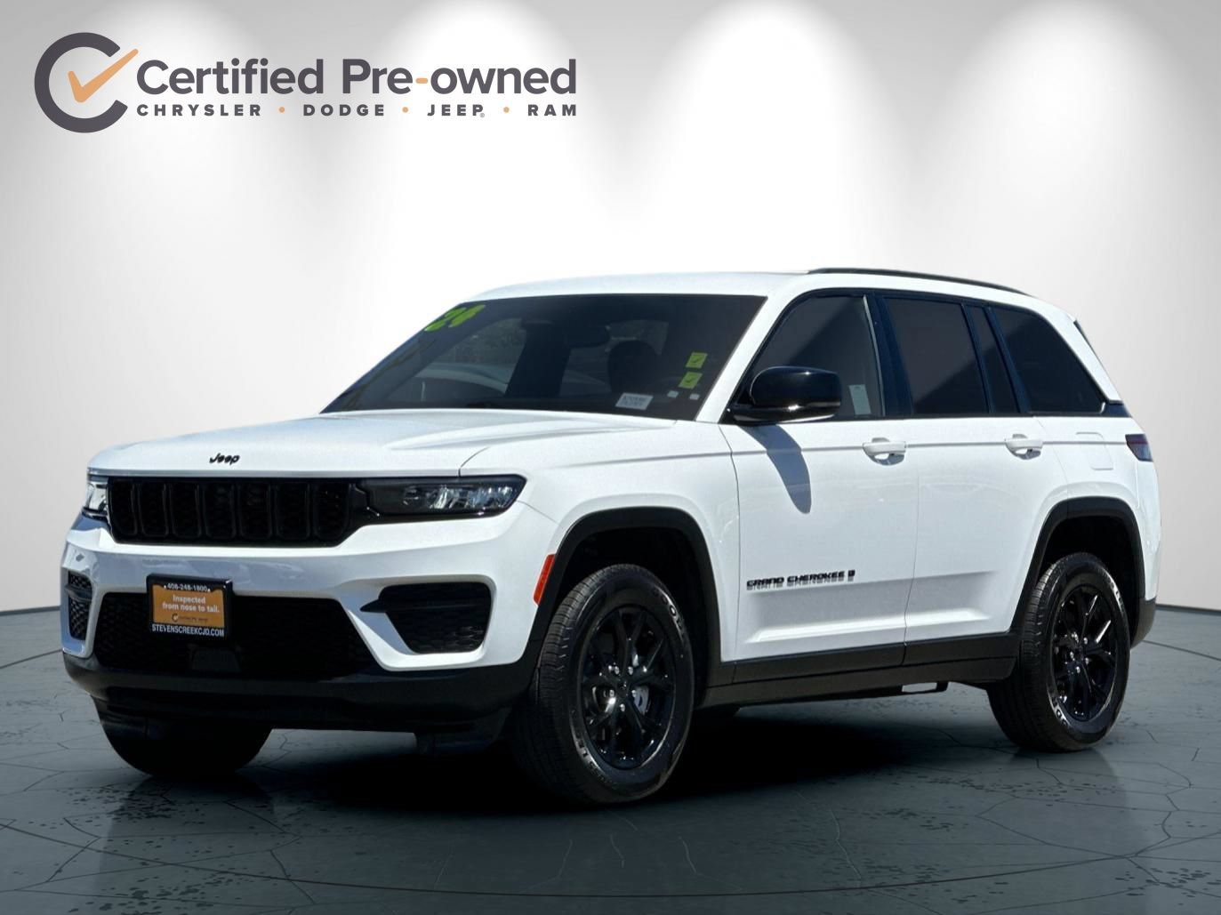 Used 2024 Jeep Grand Cherokee Altitude AWD/4WD image 8