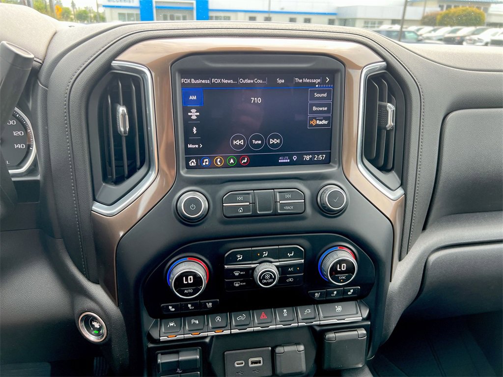 Certified 2019 Chevrolet Silverado 1500 High Country w/ High Country Premium Package image 13