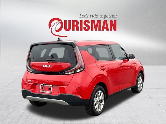Certified 2025 Kia Soul LX w/ Option Group 015 video 2