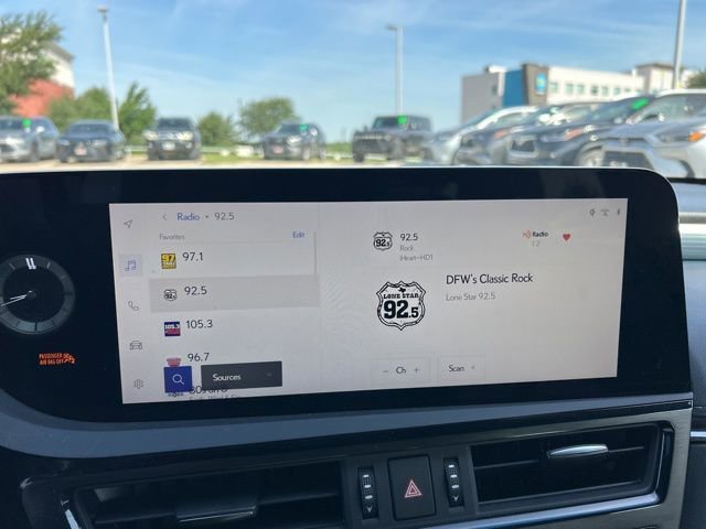 Used 2023 Lexus ES 350 F Sport w/ Accessory Package (Z2) FWD image 15