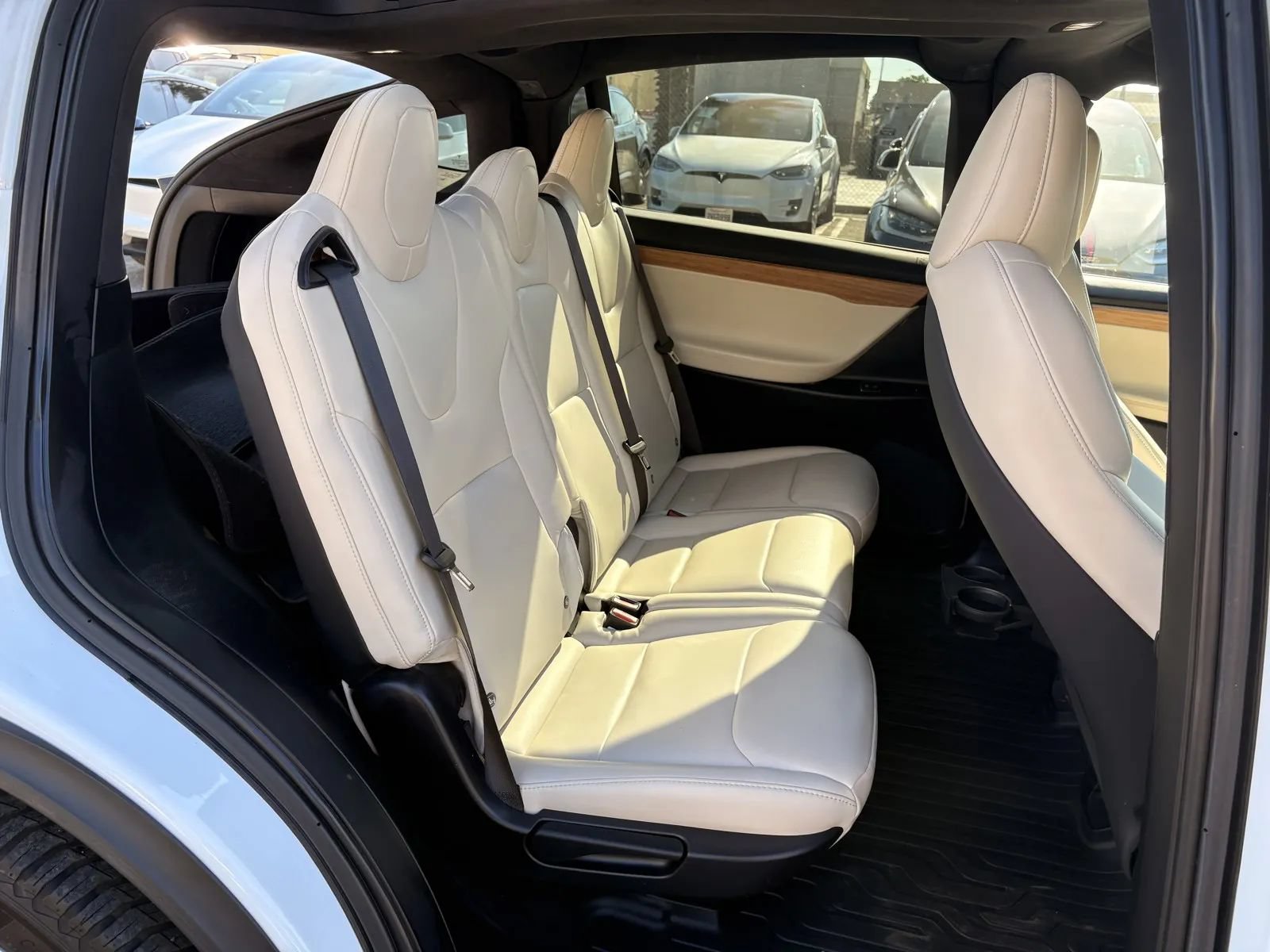Used 2020 Tesla Model X Performance AWD/4WD image 7