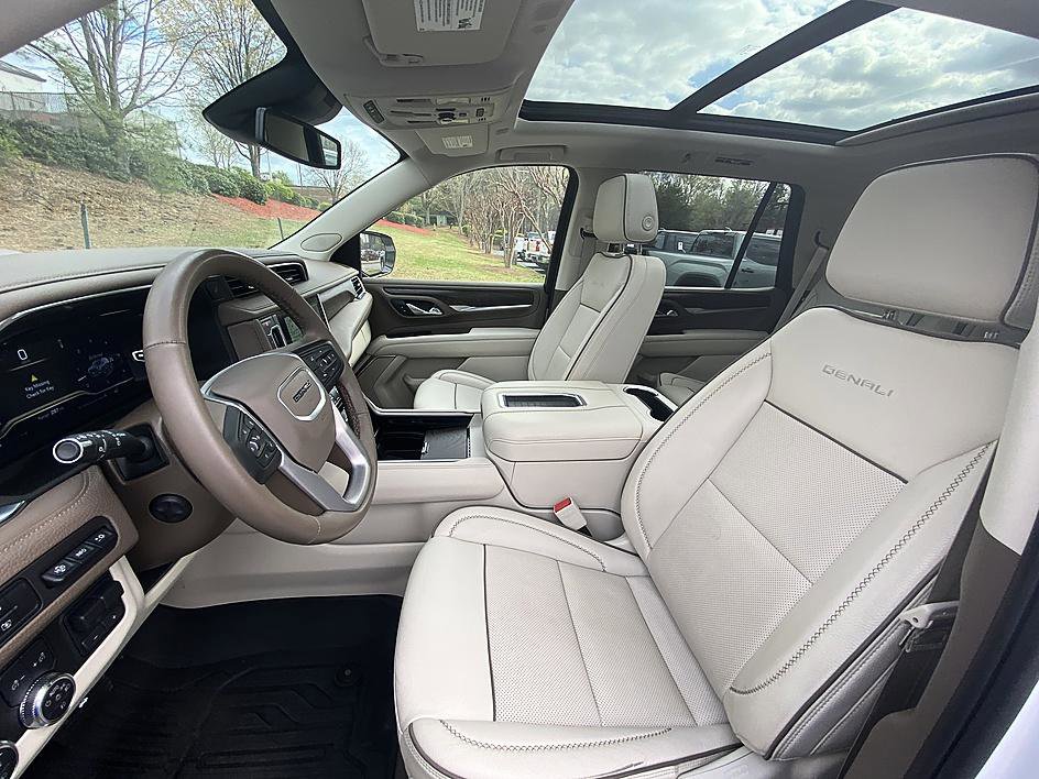 Used 2024 GMC Yukon Denali w/ Max Trailering Package image 11
