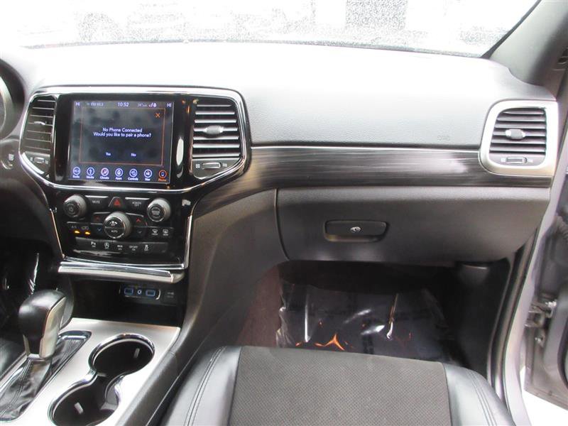 Used 2019 Jeep Grand Cherokee Altitude image 29