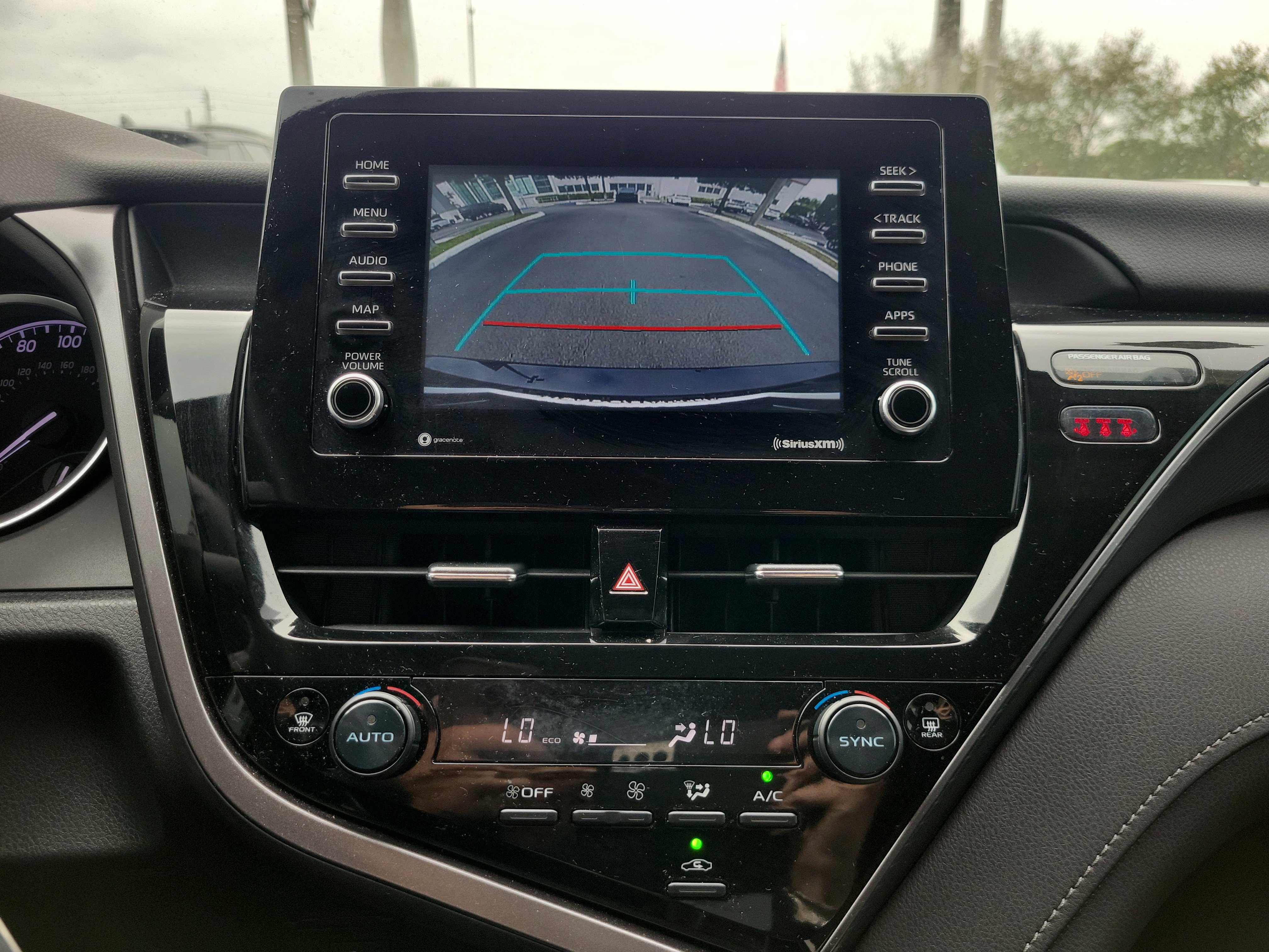 Used 2023 Toyota Camry LE image 27