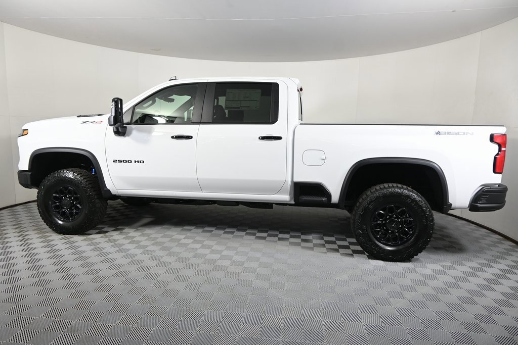 New 2026 Chevrolet Silverado 2500 ZR2 image 3