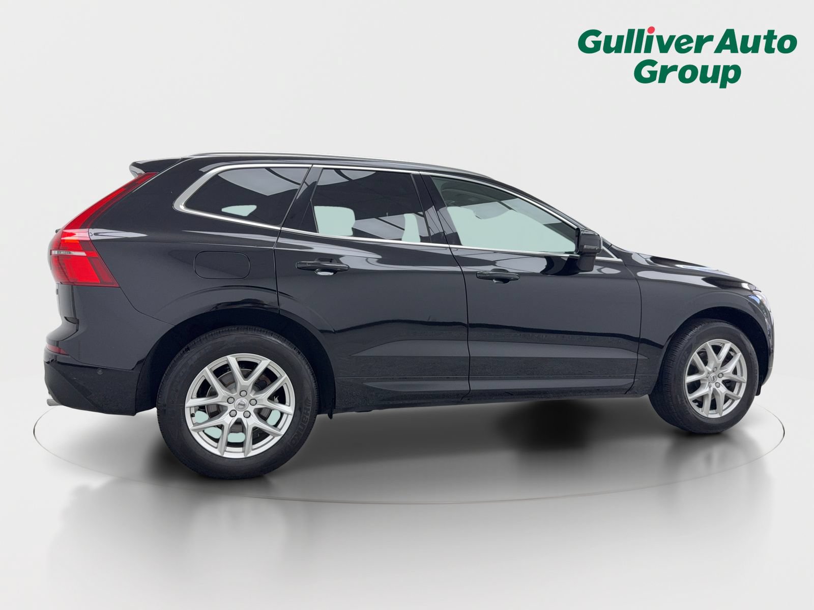 Used 2019 Volvo XC60 T5 Momentum w/ Premium Package AWD/4WD image 9