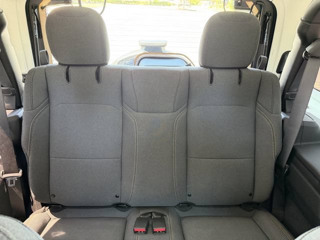 Used 2025 Jeep Wrangler Sport AWD/4WD image 27