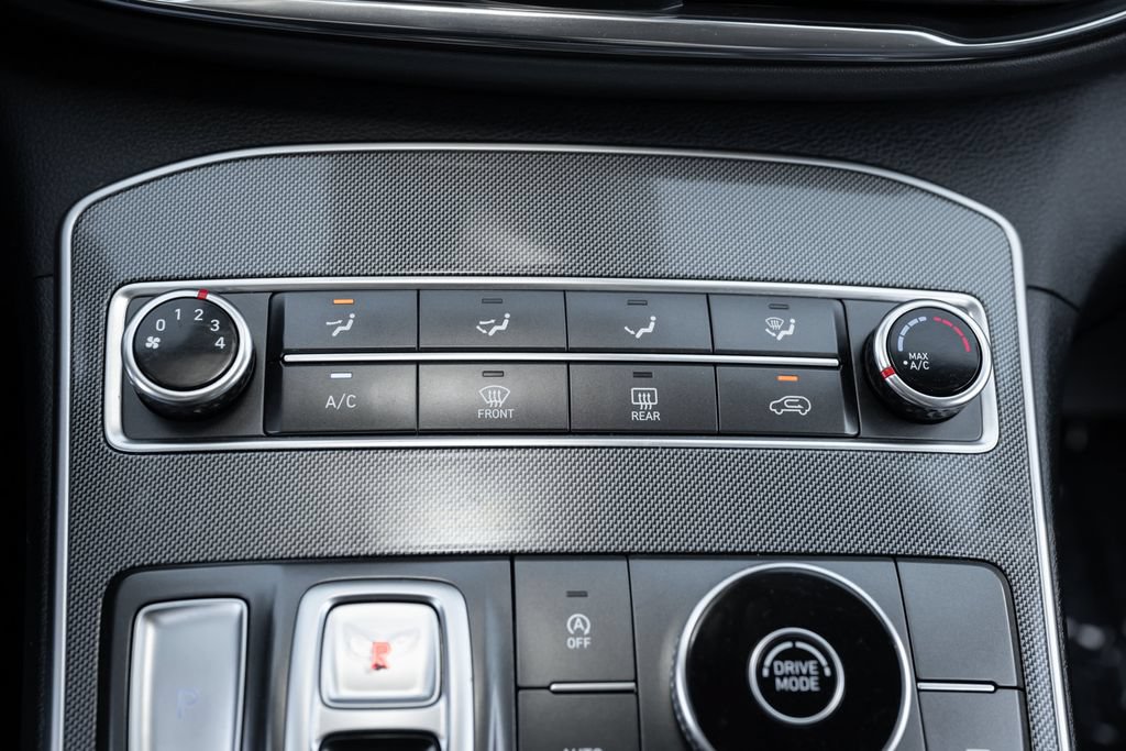 Used 2022 Hyundai Santa Fe SEL FWD image 31