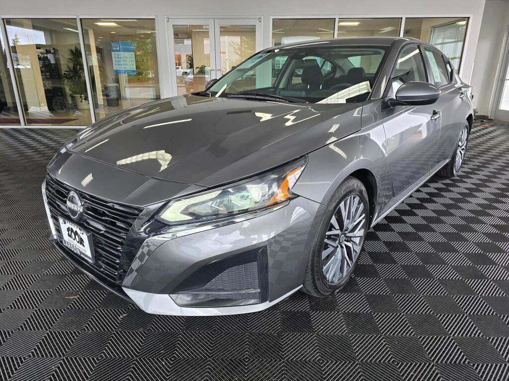 Used 2023 Nissan Altima 2.5 SV image 8