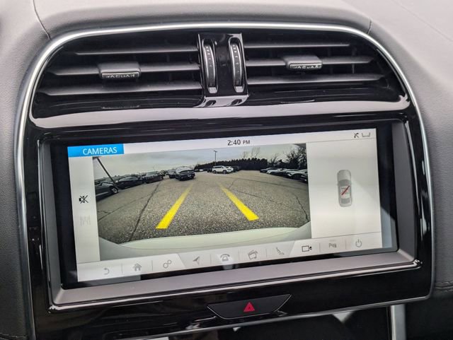 Used 2020 Jaguar XE S image 10