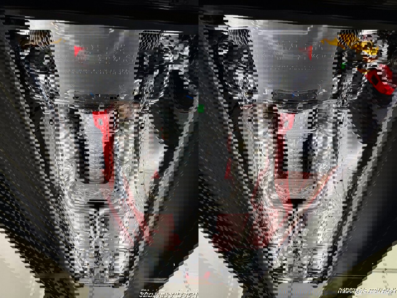 Used 2015 Dodge Challenger SRT Hellcat image 7