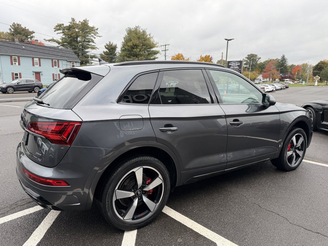Used 2024 Audi Q5 2.0T Premium Plus w/ Premium Plus Package AWD/4WD image 7