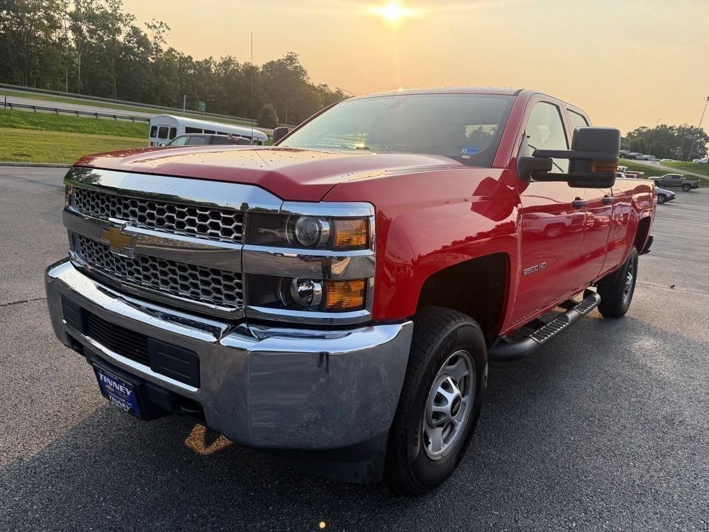 Used 2019 Chevrolet Silverado 2500 W/T w/ WT Convenience Package RWD image 3