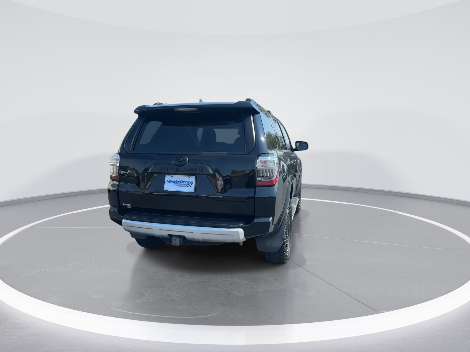 Used 2021 Toyota 4Runner TRD Off-Road Premium w/ Moonroof Package AWD/4WD image 10