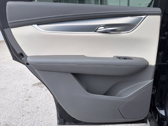 Used 2021 Cadillac XT5 Premium Luxury AWD/4WD image 32