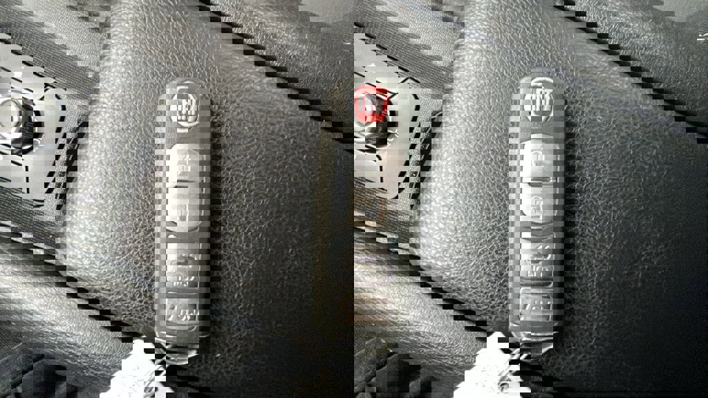 Used 2019 FIAT 124 Spider Classica w/ Technology Group image 20