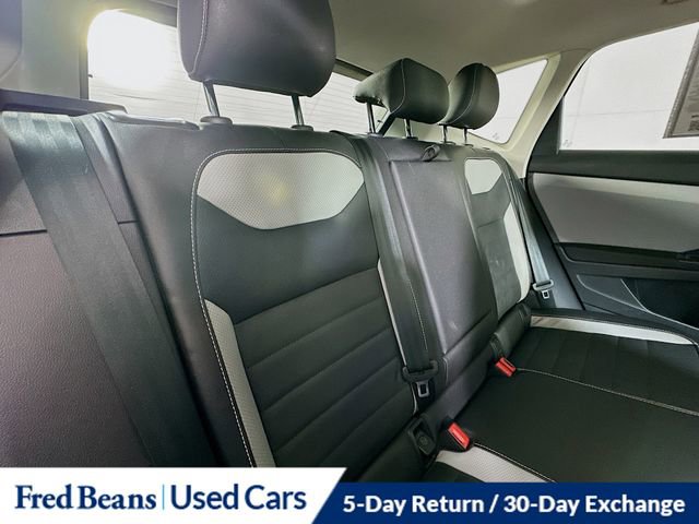 Used 2023 Volkswagen Taos SEL image 29