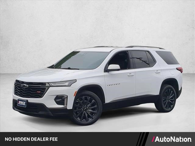 Used 2023 Chevrolet Traverse RS FWD image 1