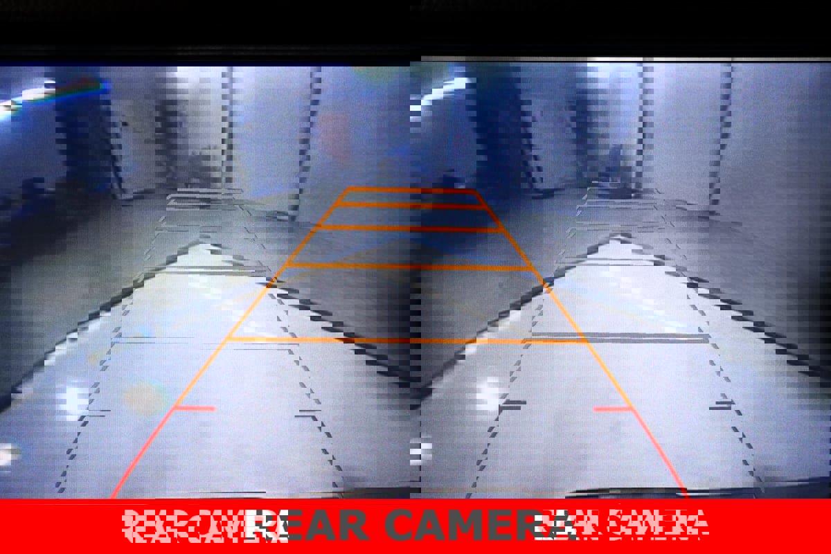 Used 2017 GMC Yukon SLT image 20