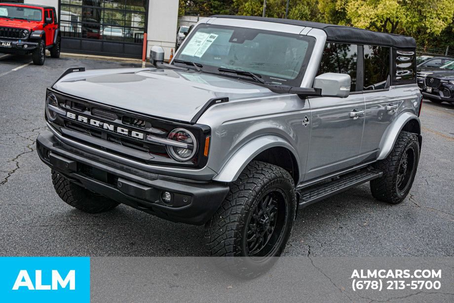 Used 2024 Ford Bronco Outer Banks image 14