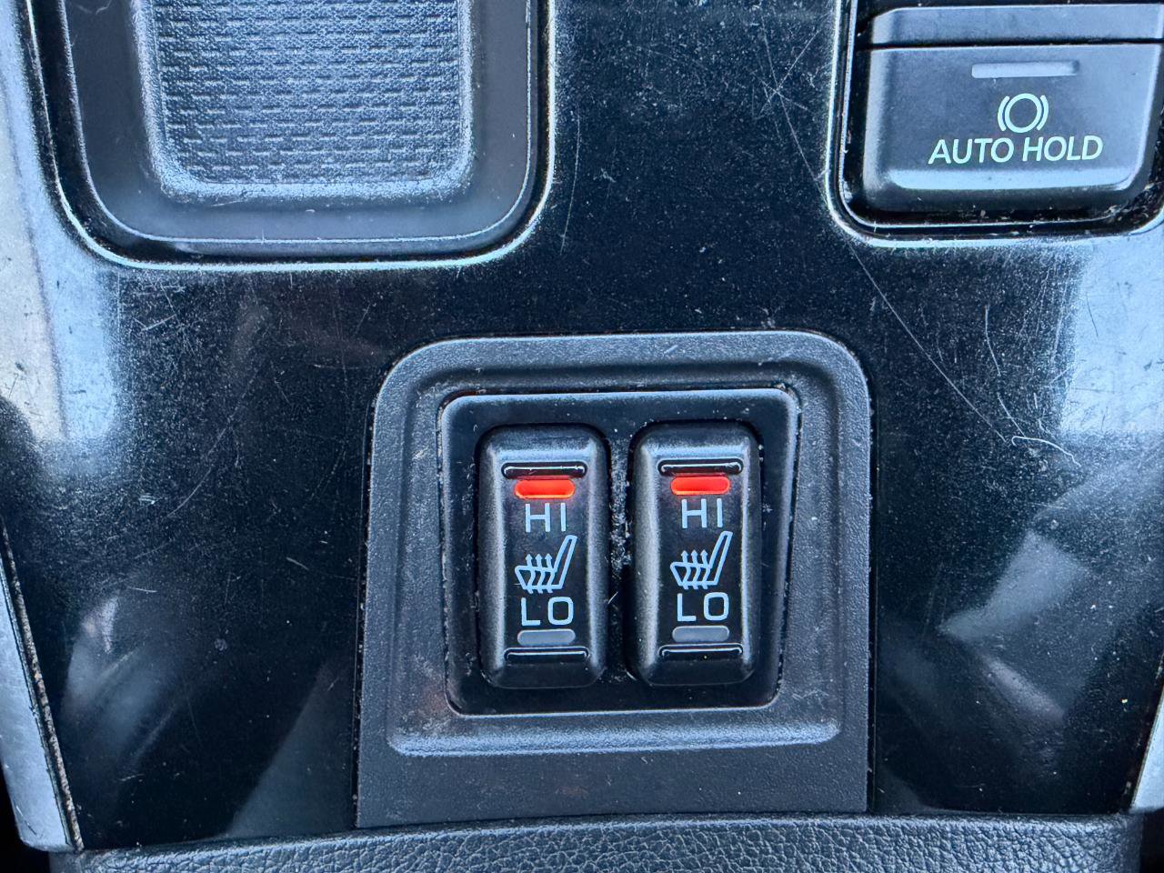 Used 2020 Mitsubishi Outlander LE FWD image 48