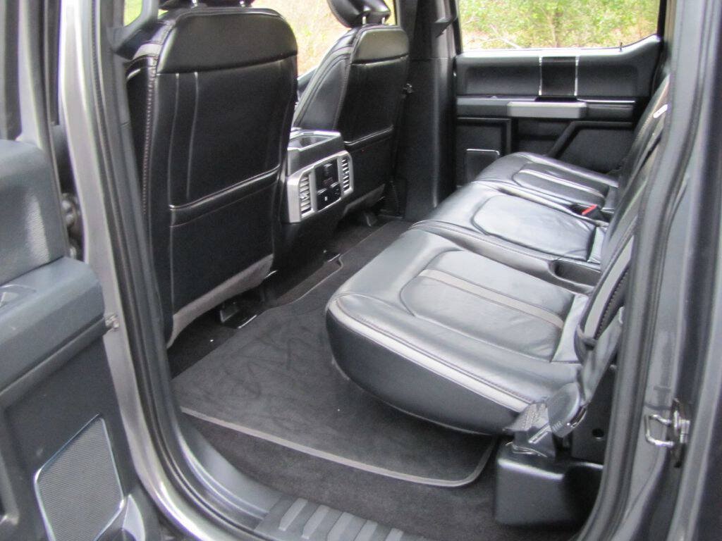 Used 2018 Ford F150 Platinum w/ Equipment Group 701A Luxury AWD/4WD image 18
