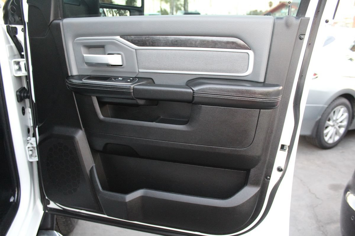 Used 2023 RAM 3500 Big Horn w/ Level 1 Equipment Group AWD/4WD image 24