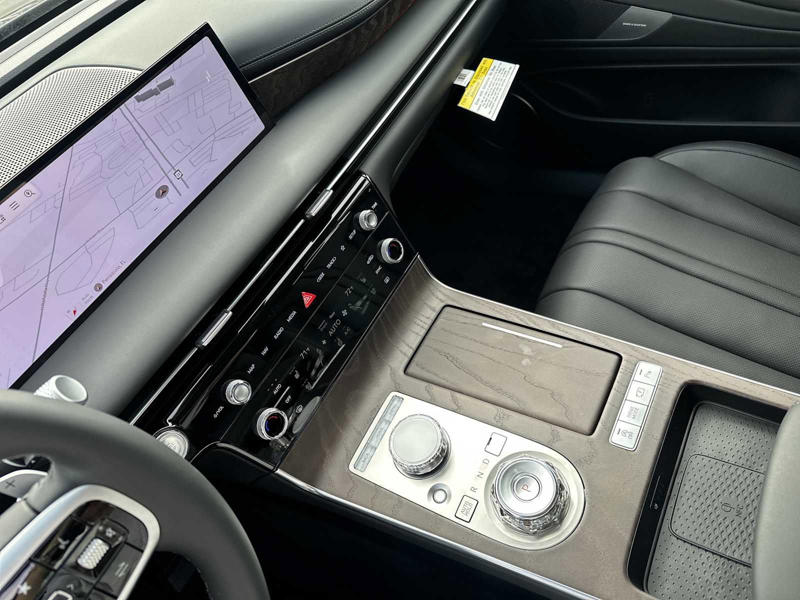 New 2026 Genesis G80 2.5T Advanced image 18