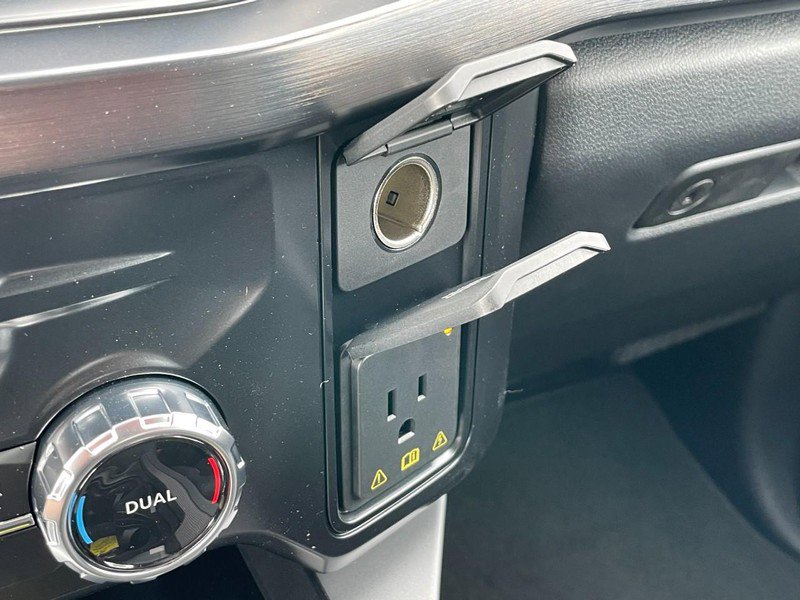 New 2026 Ford F350 Lariat image 36