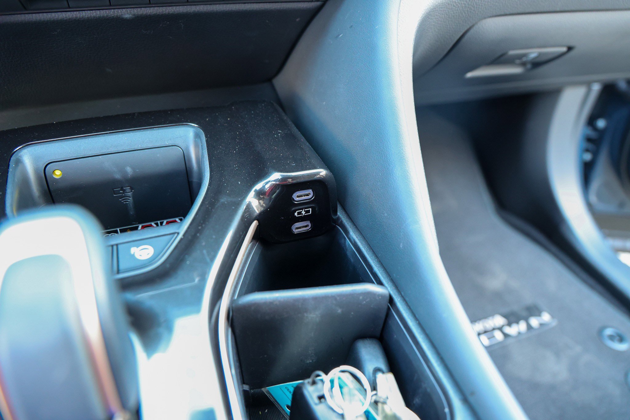 Used 2025 Toyota Crown Platinum image 25