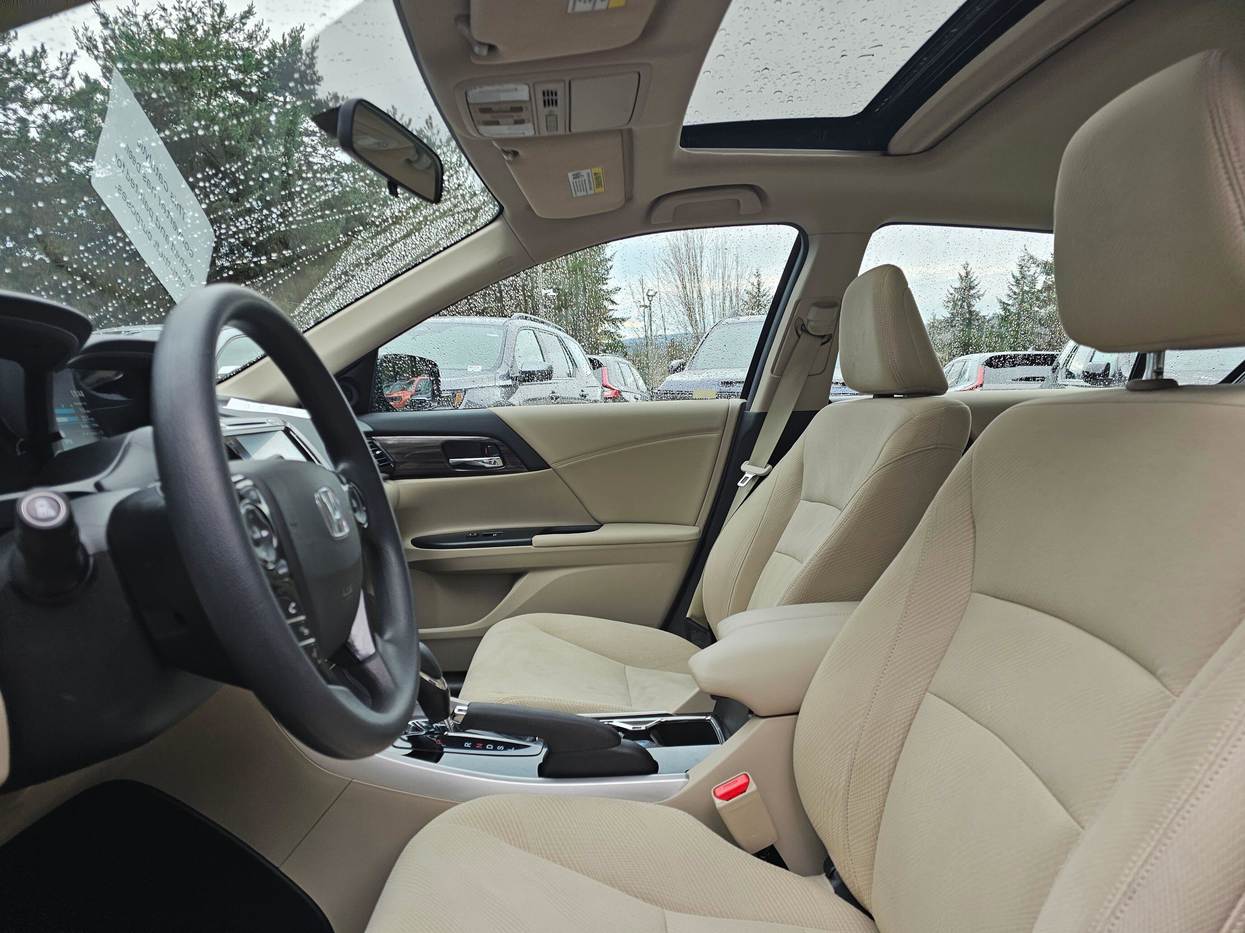 Used 2016 Honda Accord EX image 22