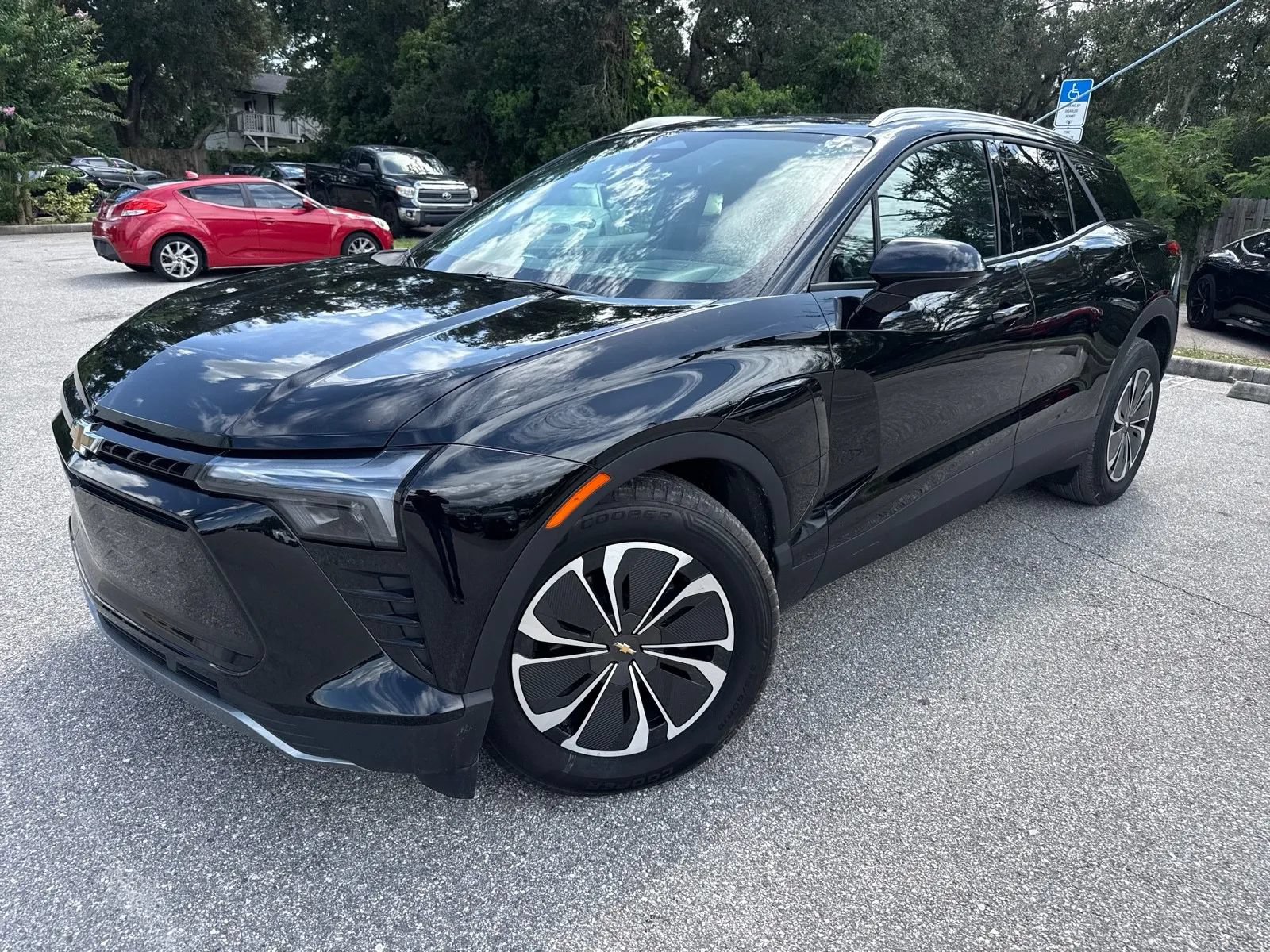 Used 2024 Chevrolet Blazer EV LT AWD/4WD image 2