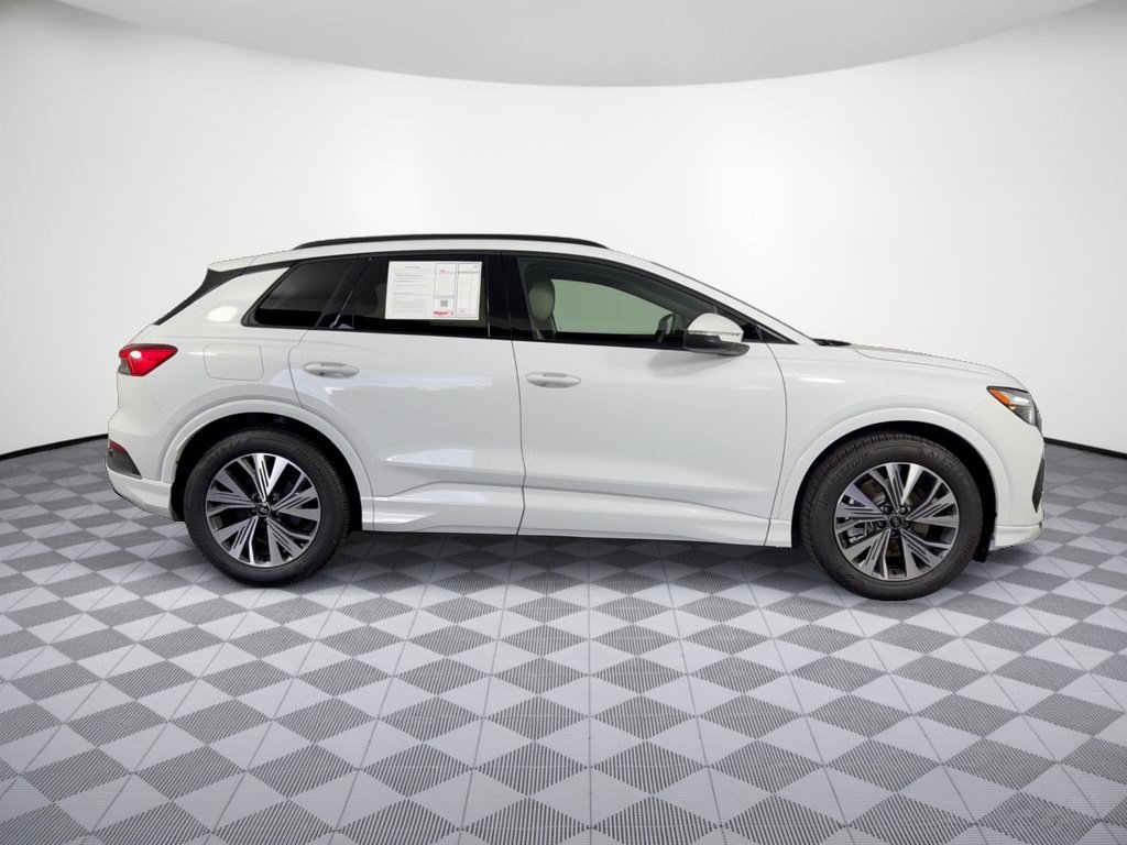 Used 2025 Audi Q4 e-tron Premium w/ Convenience Package RWD image 8