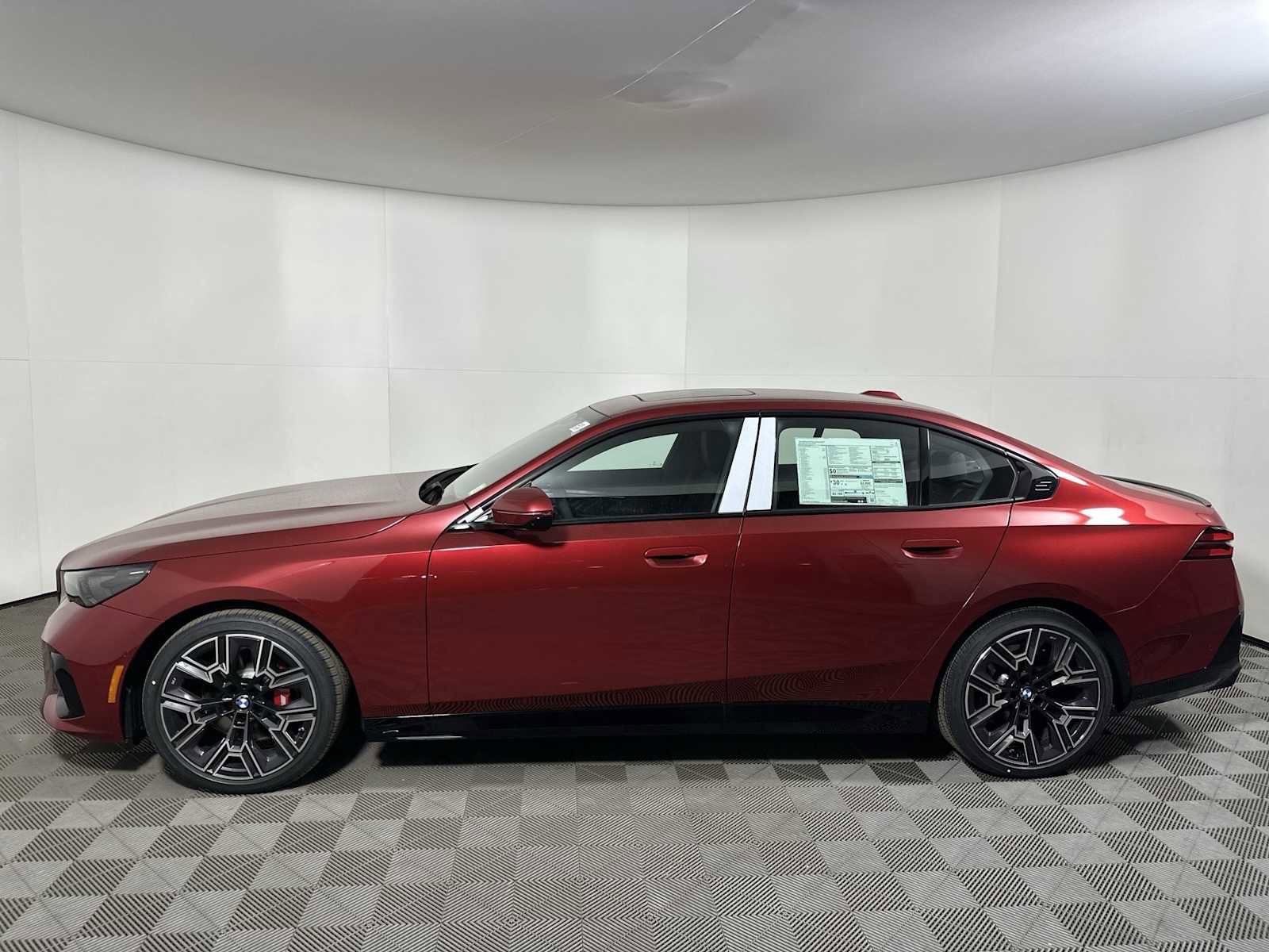 New 2026 BMW 530i xDrive w/ M Sport Package image 4