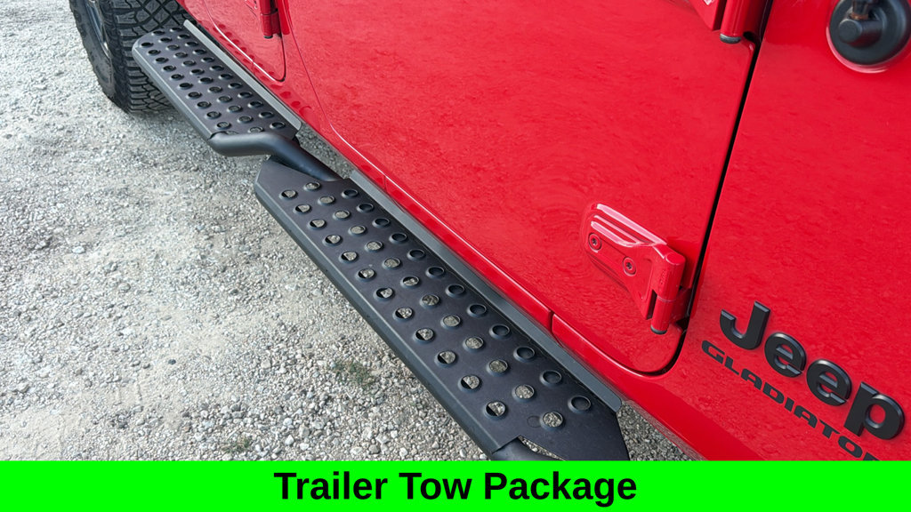Used 2022 Jeep Gladiator Sport AWD/4WD image 4