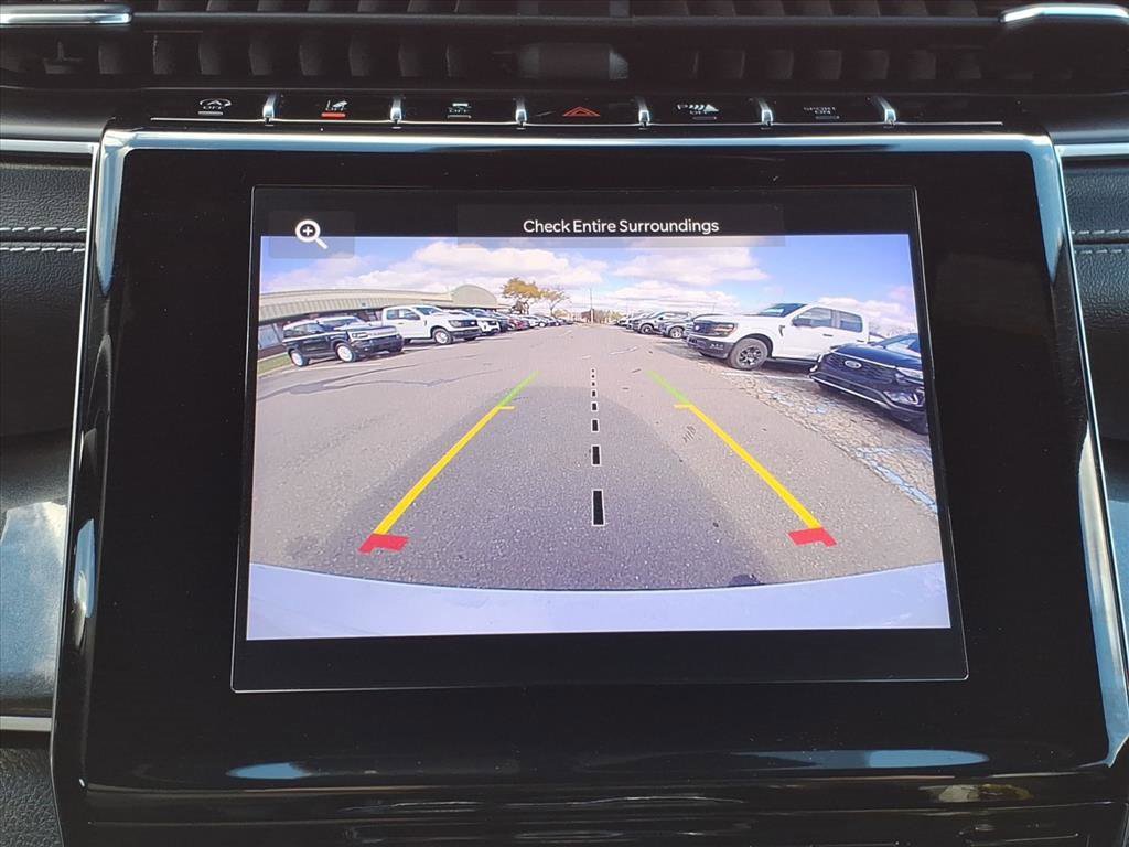 Used 2023 Jeep Grand Cherokee L Laredo image 19