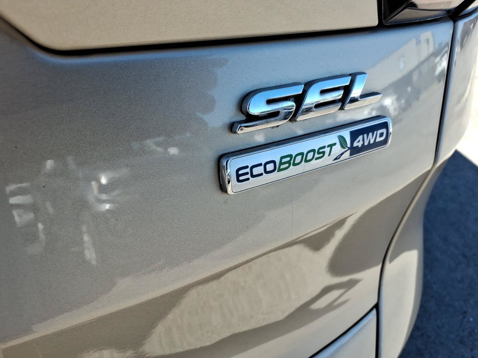 Used 2018 Ford Escape SEL AWD/4WD image 13