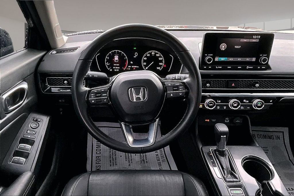 Used 2024 Honda Civic EX-L image 5