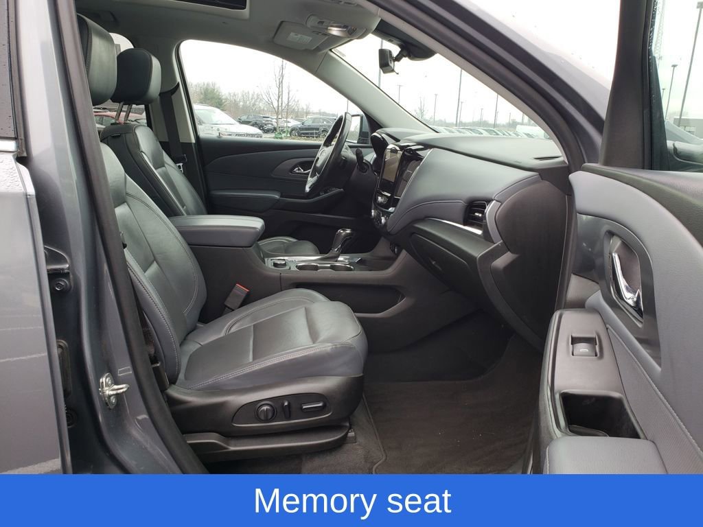 Used 2020 Chevrolet Traverse Premier image 22