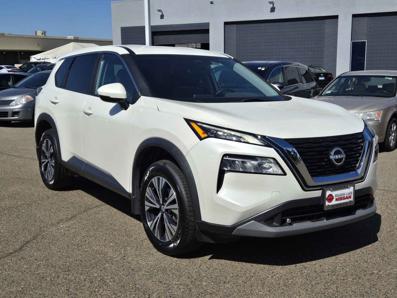 Certified 2023 Nissan Rogue SV FWD image 1