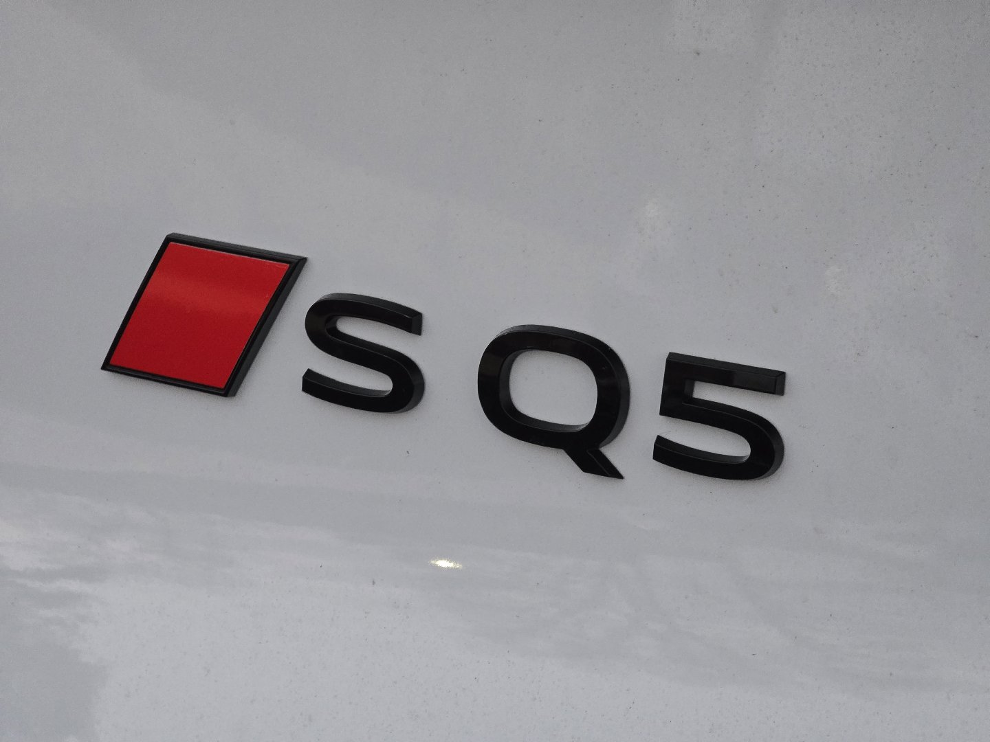 New 2025 Audi SQ5 Premium Plus image 21