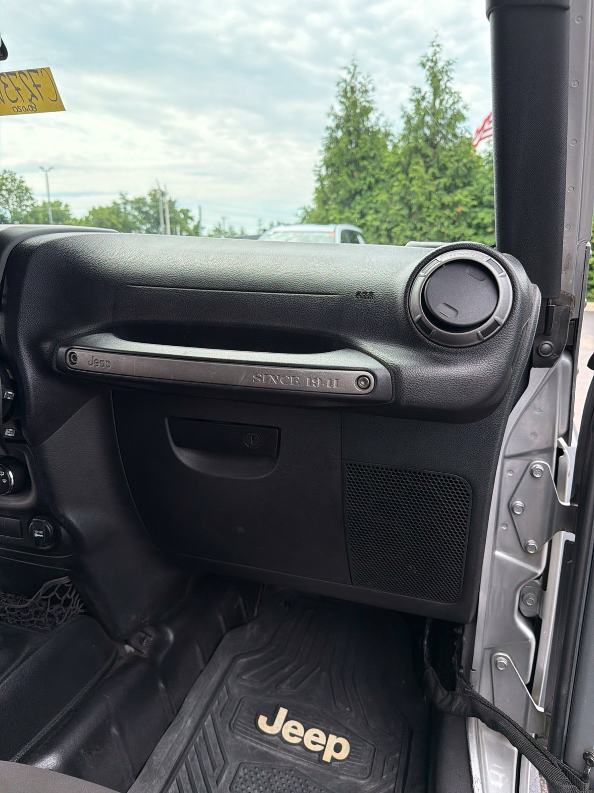 Used 2017 Jeep Wrangler Sport w/ Quick Order Package 24S AWD/4WD image 20