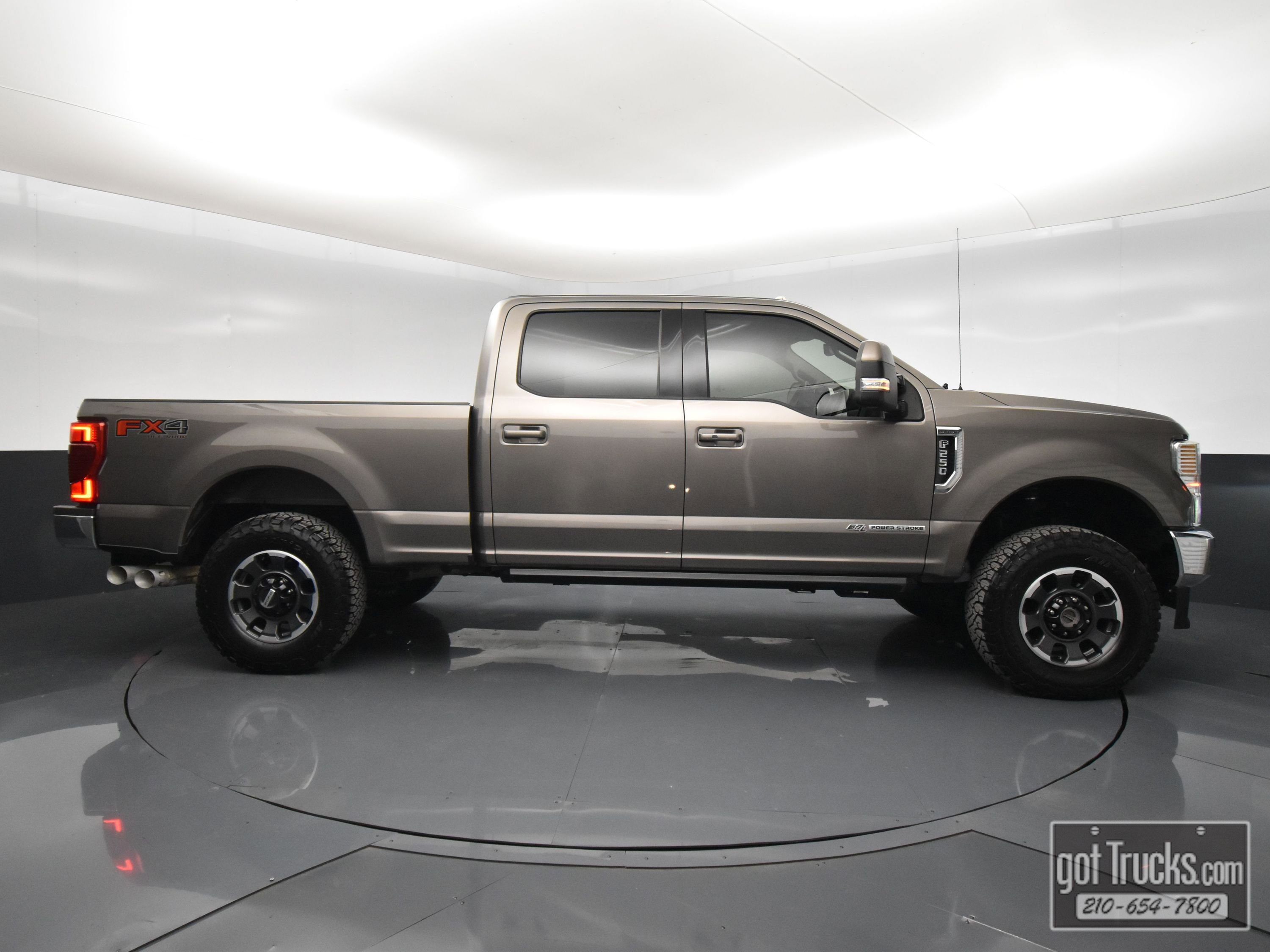 Used 2020 Ford F250 Lariat w/ Lariat Ultimate Package AWD/4WD image 52