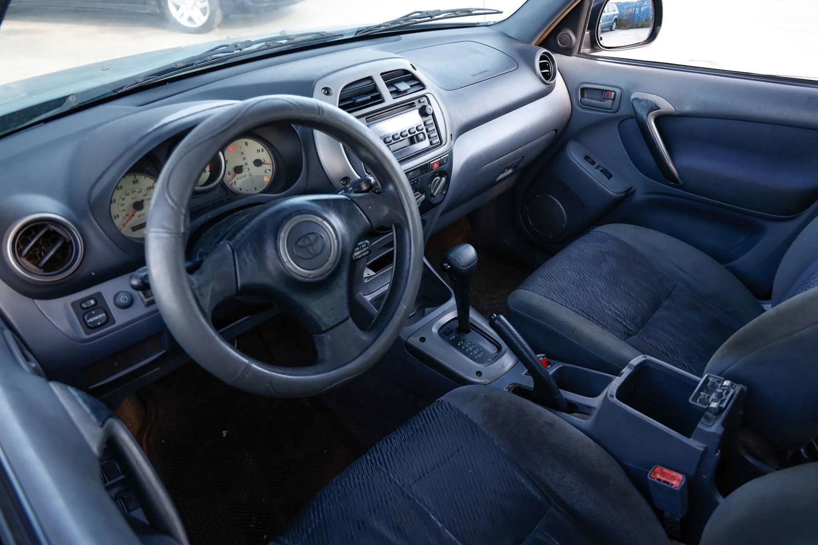 Used 2002 Toyota RAV4 2WD image 13