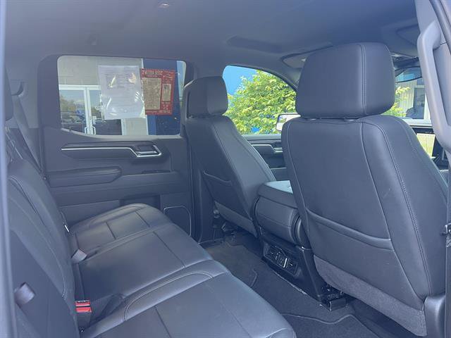 Used 2026 GMC Sierra 1500 SLT AWD/4WD image 19