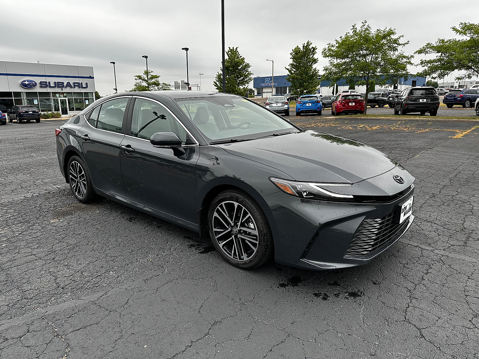 Used 2026 Toyota Camry XLE FWD image 1