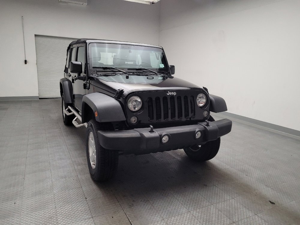 Used 2015 Jeep Wrangler Unlimited Sport w/ Connectivity Group AWD/4WD image 14