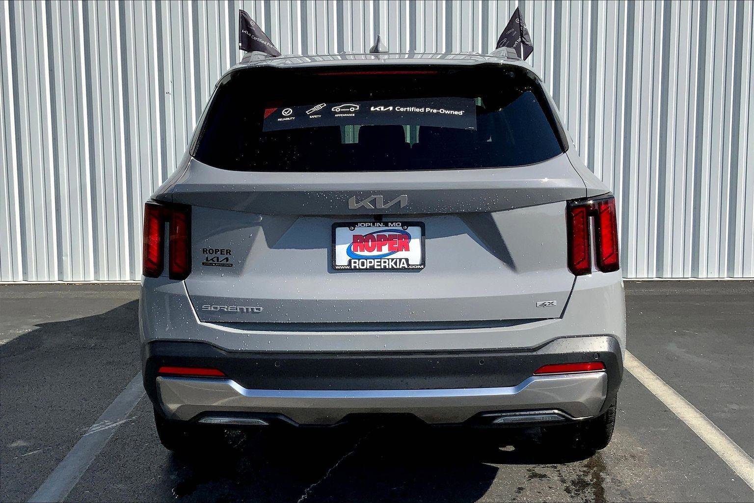 Used 2026 Kia Sorento EX AWD/4WD image 4