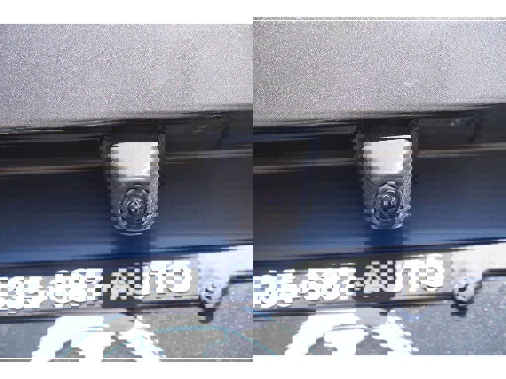 Used 2024 Ford Escape Platinum image 10