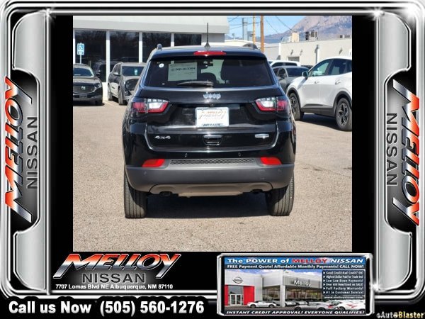Used 2023 Jeep Compass Latitude w/ Sun and Sound Group image 7